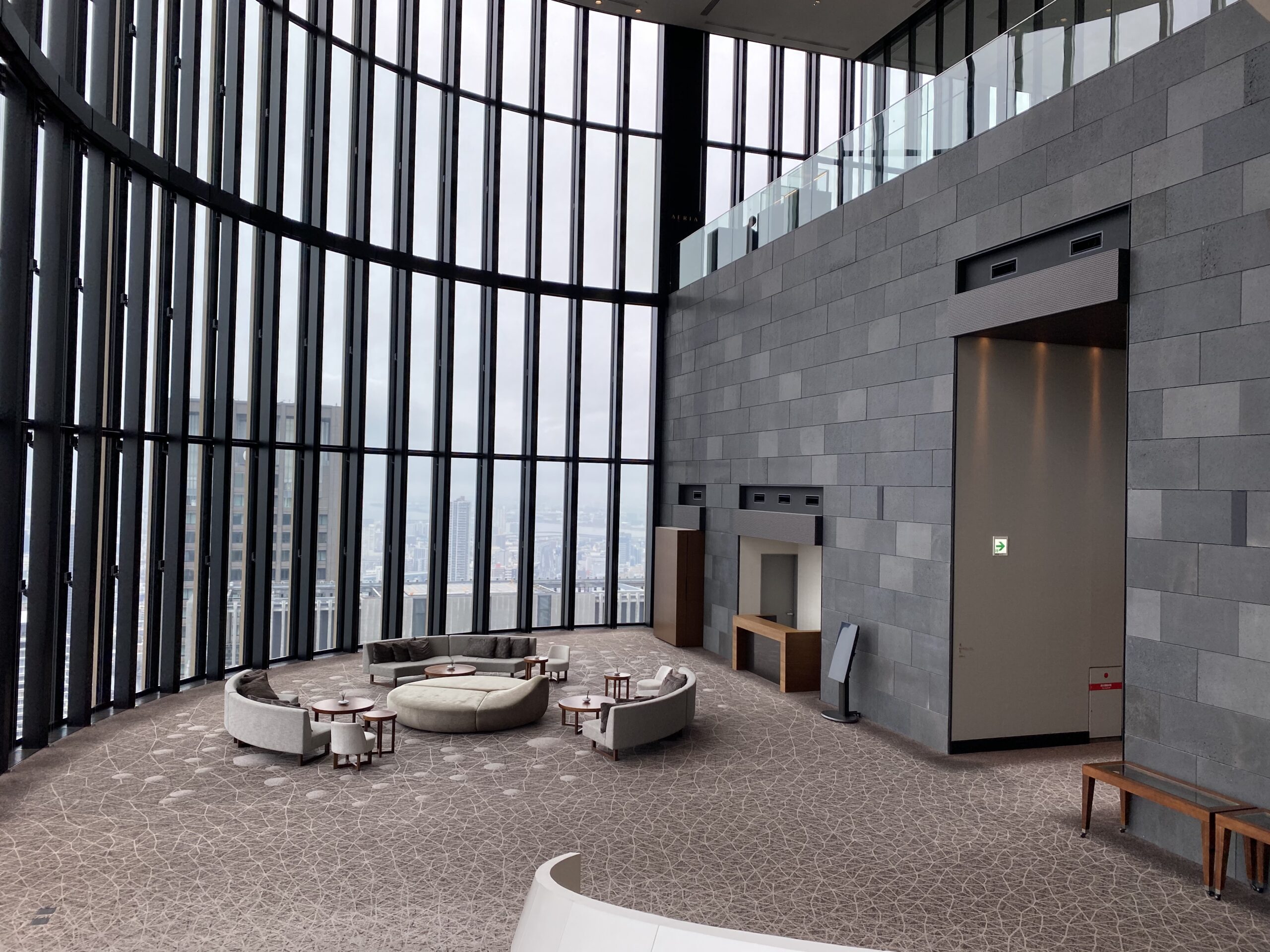 コンラッド大阪 スカイロビー 33階