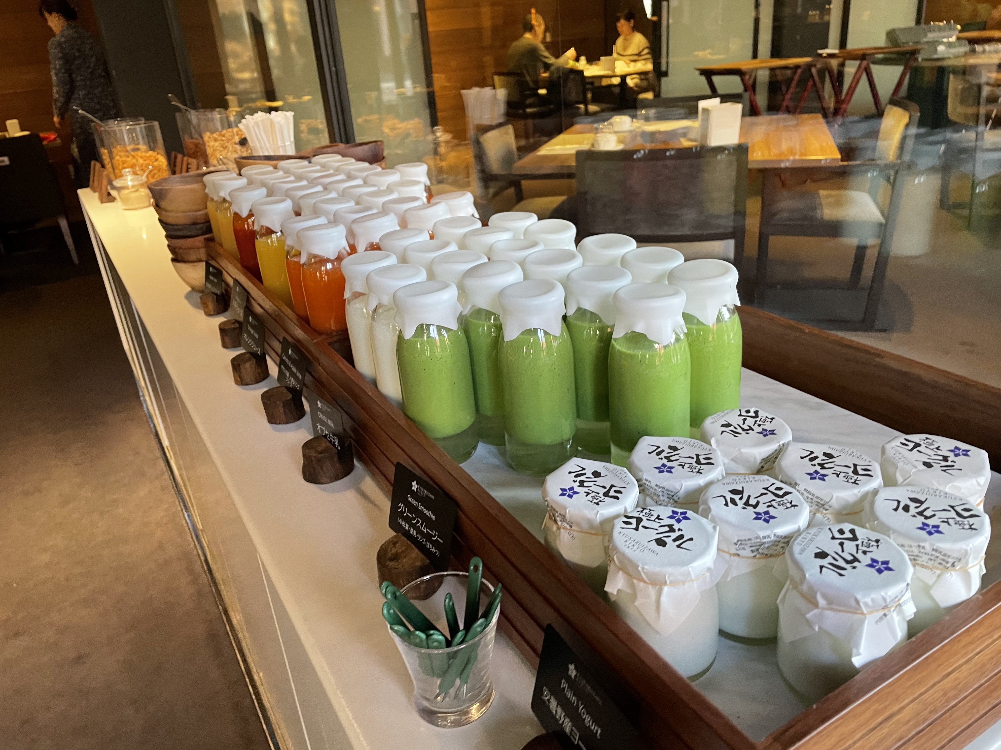 旧軽井沢KIKYO 朝食 レストラン 紅葉