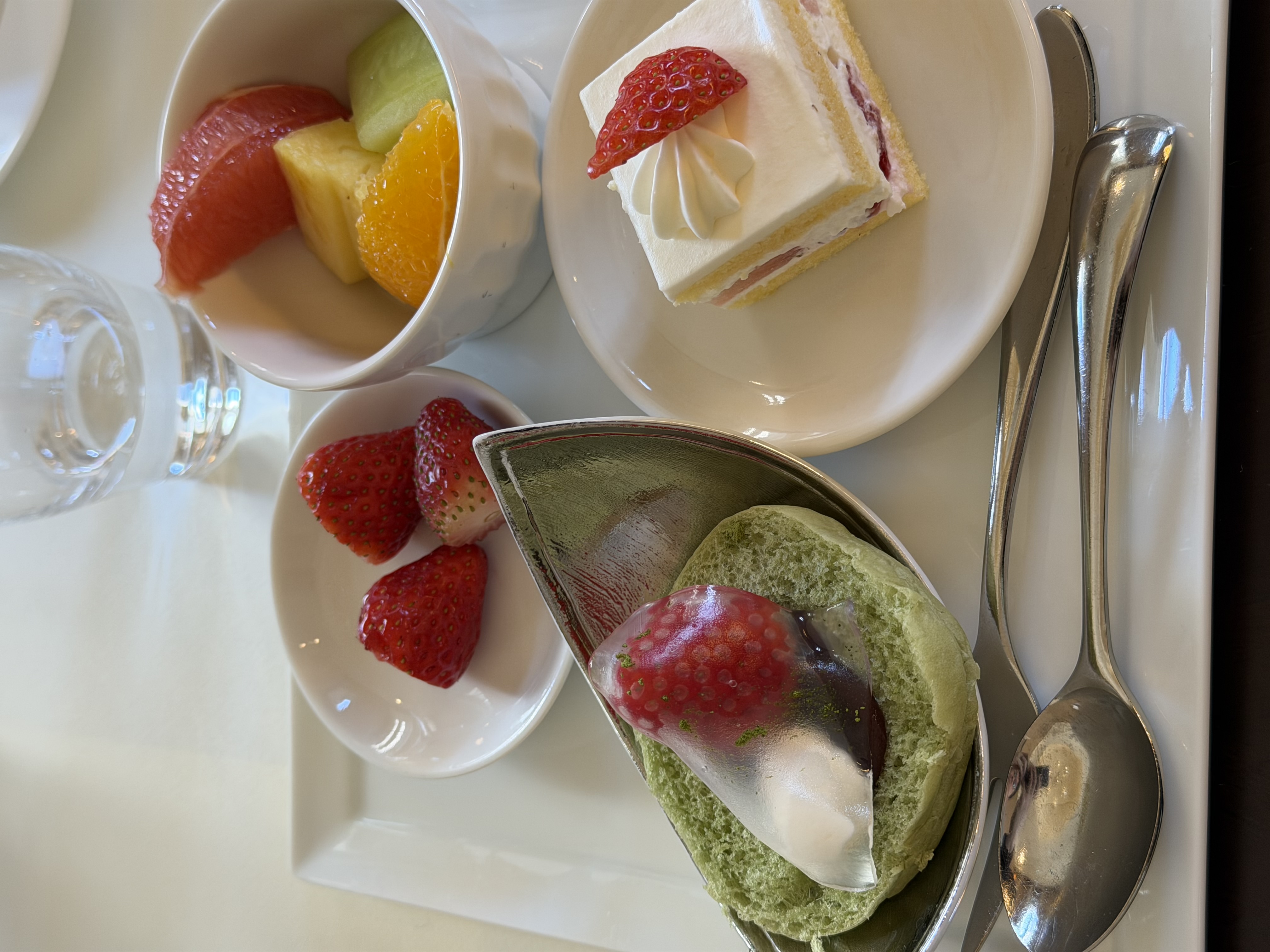 東京ステーションホテル 丸の内駅舎 朝 外観