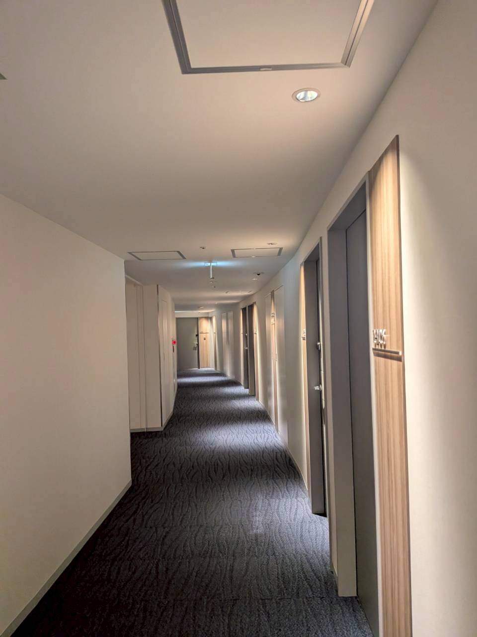 14階客室階の廊下