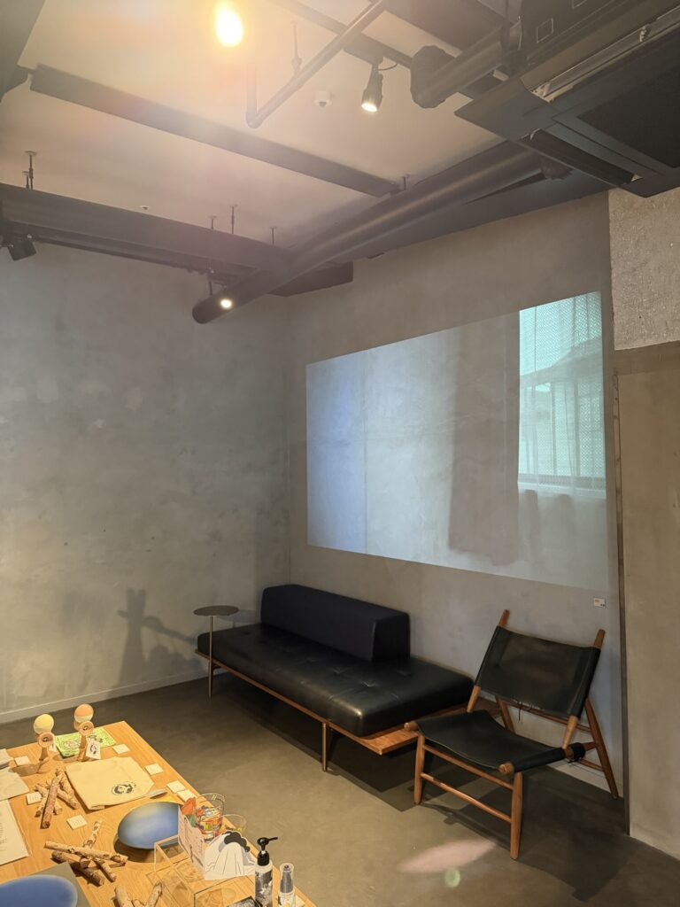 アートなロビー｜館内に隠しアートが点在