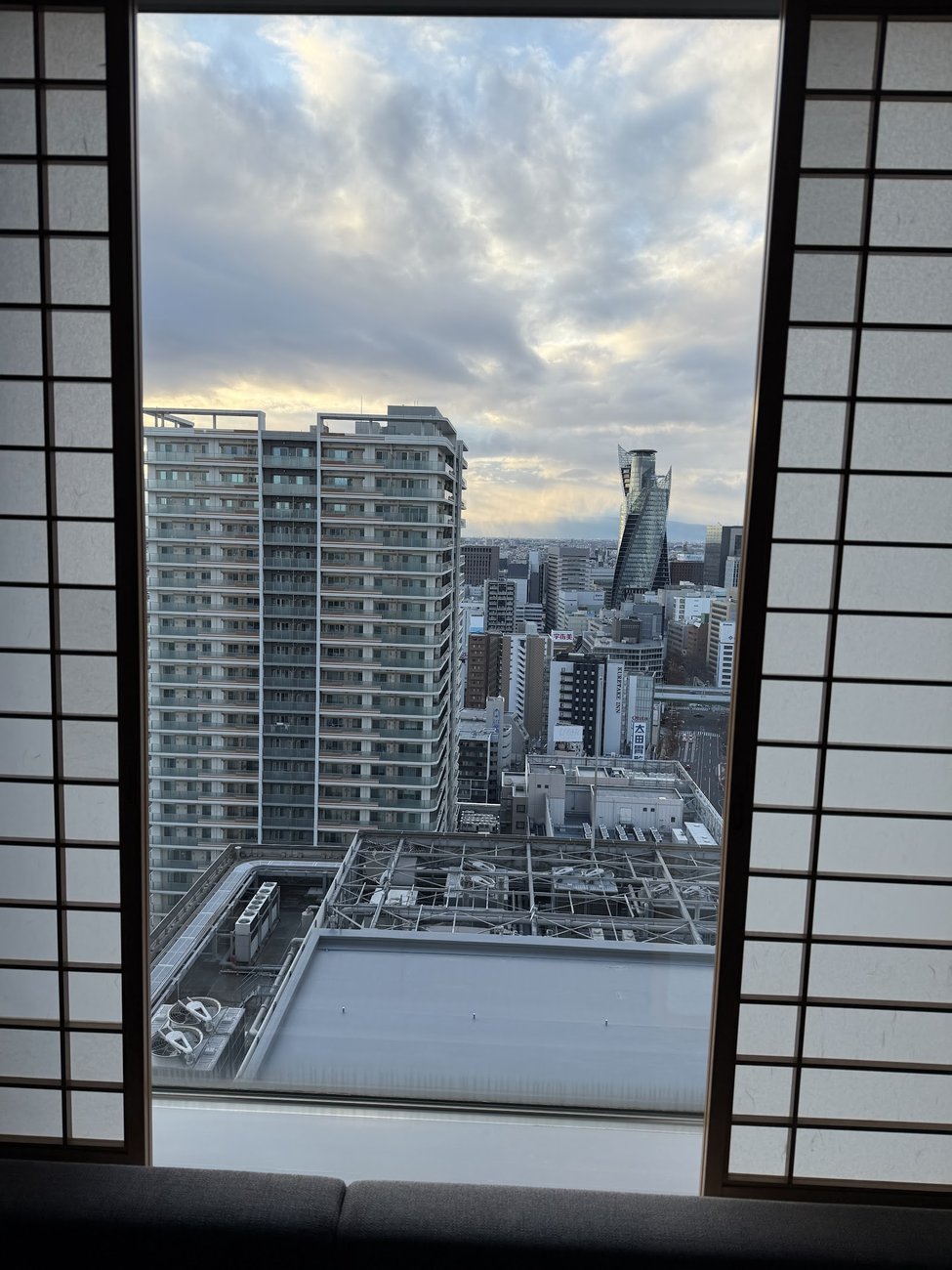 ヒルトン名古屋 高層階からの名古屋市街の眺め