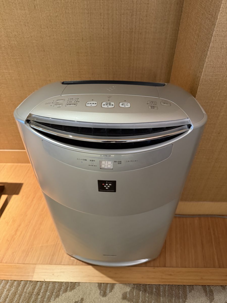 客室の加湿つき空気清浄機