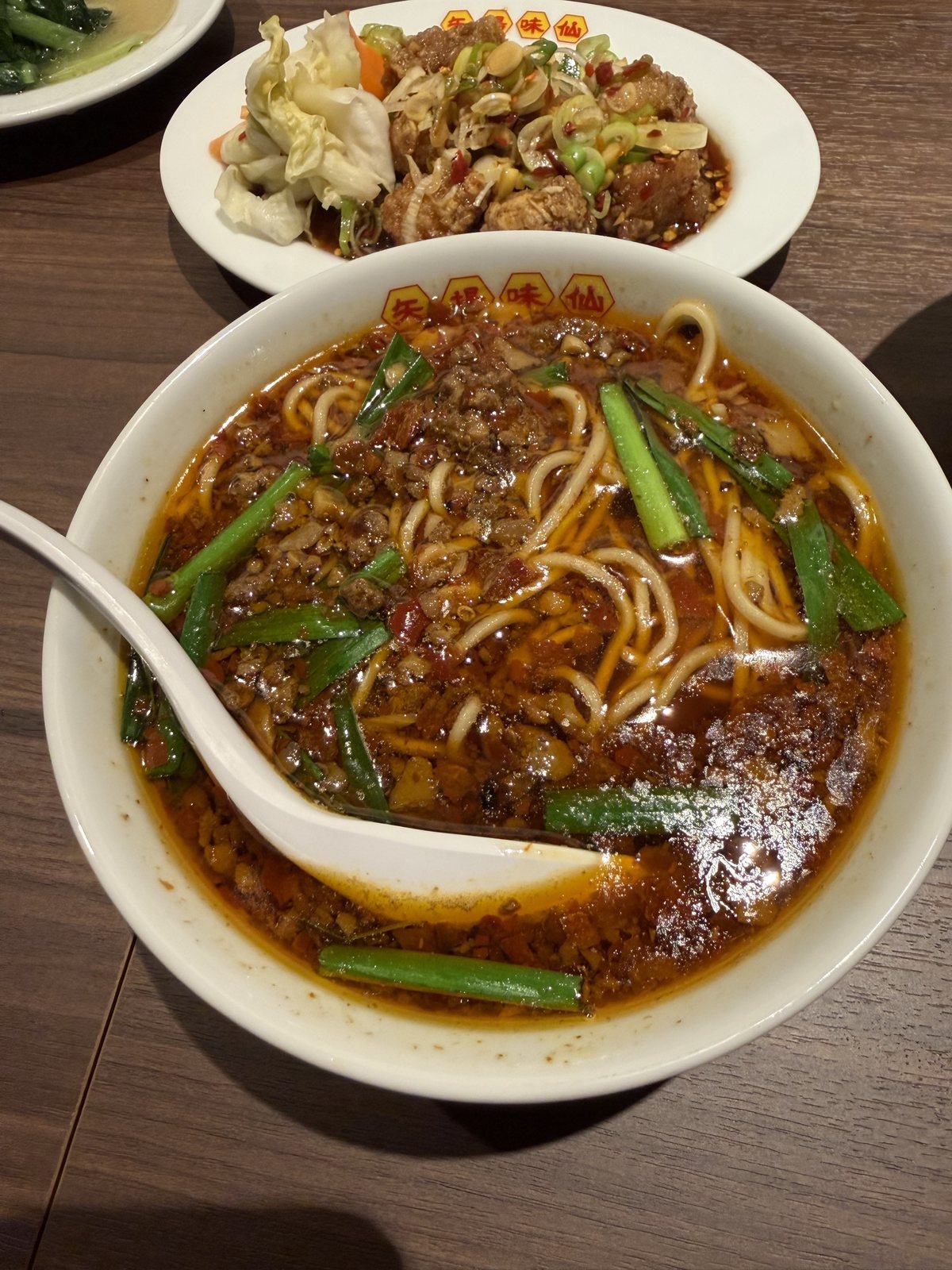 丸八 伏見別邸で食べた矢場味仙の台湾ラーメン